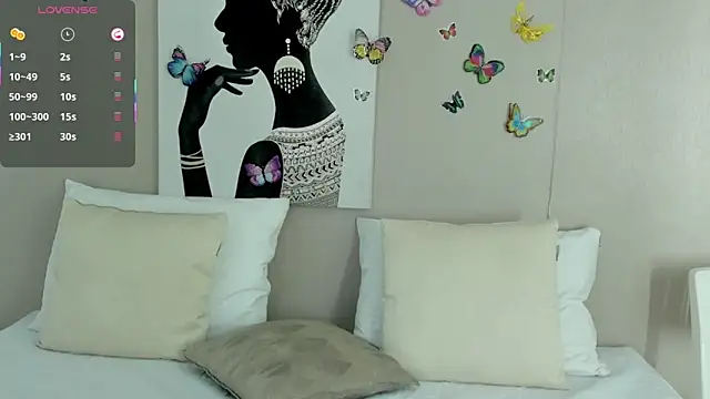 Snapshot of Adelesmithh chatting on 1, 10, 2025 Adelesmithh online show from 1, 10, 2025