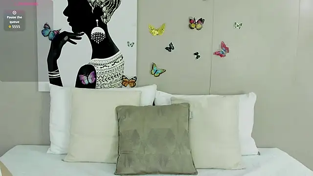 Snapshot of Adelesmithh chatting on 18, 11, 2025 Adelesmithh online show from 18, 11, 2025