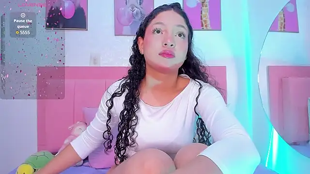 Snapshot of amandalee01 chatting on 25, 2, 2025 amandalee01 online show from 25, 2, 2025