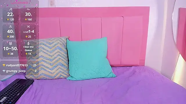 Snapshot of amandalee01 chatting on 18, 3, 2025 amandalee01 online show from 18, 3, 2025