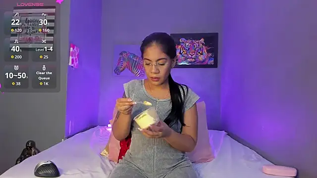 Snapshot of PammelaRoss1 chatting on 29, 11, 2025 PammelaRoss1 online show from 29, 11, 2025