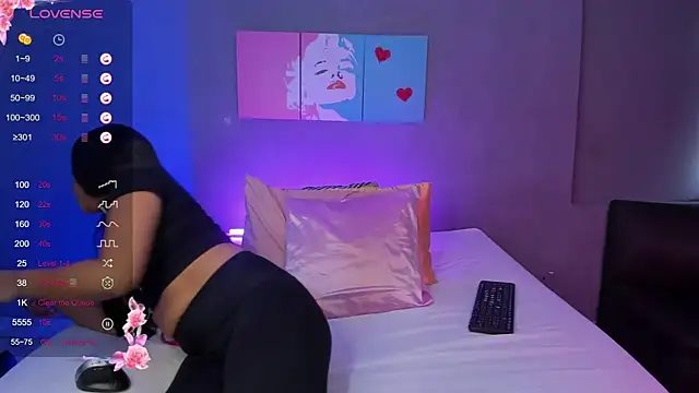 Snapshot of PammelaRoss1 chatting on 5, 2, 2026 PammelaRoss1 online show from 5, 2, 2026