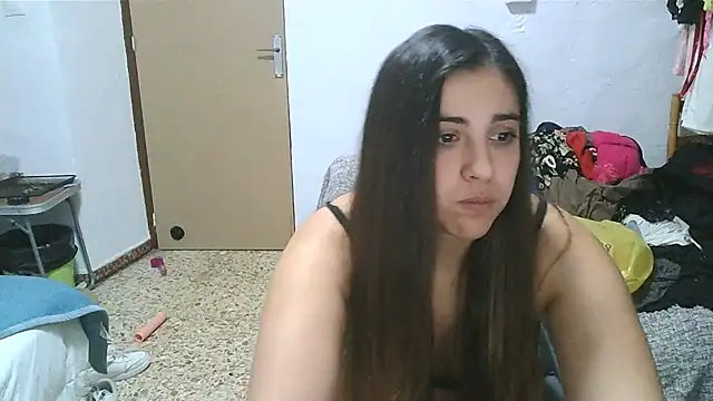 Snapshot of Ursumi1 chatting on 4, 1, 2025 Ursumi1 online show from 4, 1, 2025