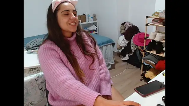 Snapshot of Ursumi1 chatting on 7, 11, 2025 Ursumi1 online show from 7, 11, 2025