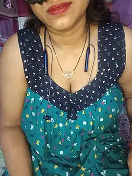 Snapshot of Sexy_Mona_Bhabhi chatting on 9, 8, 2026 Sexy Mona Bhabhi online show from 9, 8, 2026