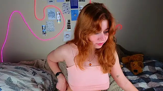 Penny Staaar online show from 12, 2, 2025