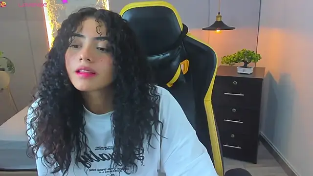 yaya23x online show from 13, 9, 2025