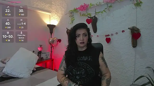 poisson ivy online show from 19, 2, 2025