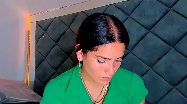 Nellyhills online show from 30, 1, 2025