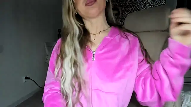 jennifer838 online show from 27, 4, 2026