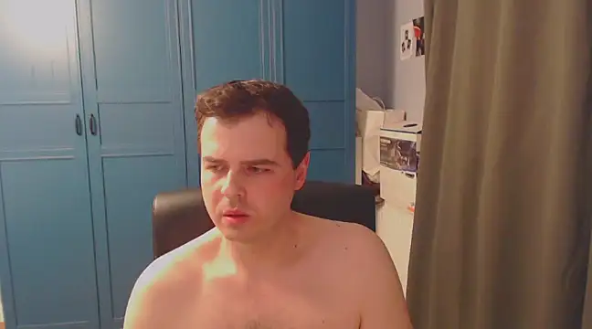 CuteMan33 online show from 22, 12, 2024