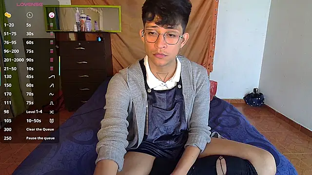 Snapshot of Sweet_c4mer0n chatting on 24, 9, 2025 Sweet c4mer0n online show from 24, 9, 2025