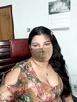 Hot-Angel  online show from 28, 4, 2026