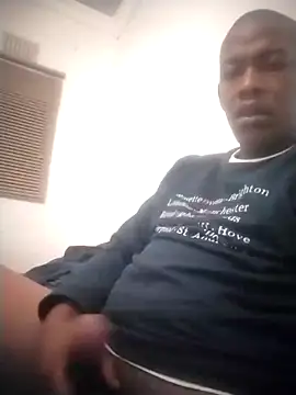 Snapshot of zuludog chatting on 11, 5, 2026 zuludog online show from 11, 5, 2026