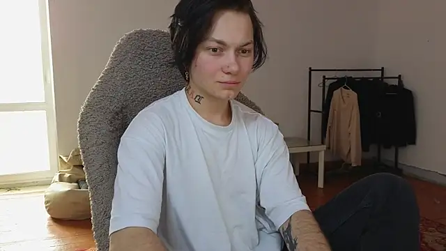 esajukyy online show from 18, 7, 2026