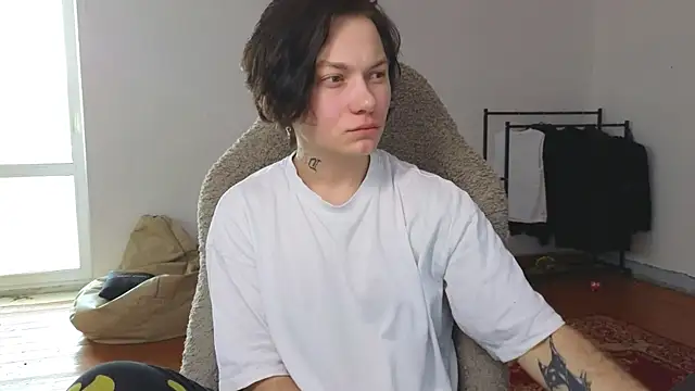 esajukyy online show from 27, 7, 2026