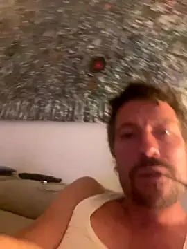 Snapshot of zenzero87 chatting on 28, 9, 2025 zenzero87 online show from 28, 9, 2025