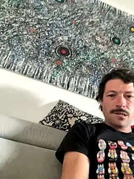 Snapshot of zenzero87 chatting on 27, 10, 2025 zenzero87 online show from 27, 10, 2025