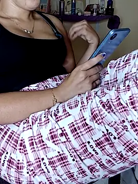 ShadiaStar online show from 2, 10, 2025