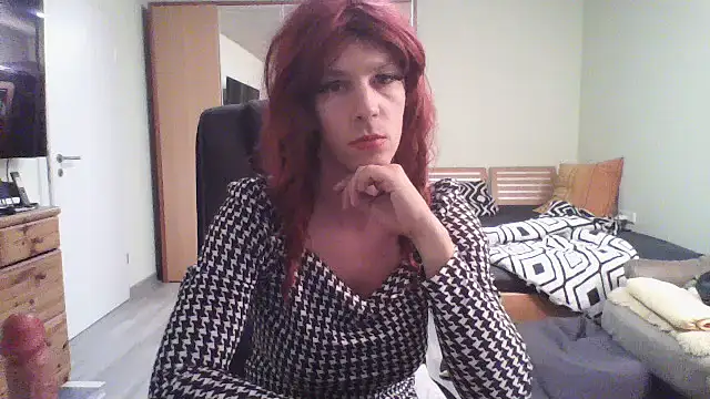 Snapshot of Kinky-Kristina chatting on 9, 10, 2025 Kinky-Kristina online show from 9, 10, 2025