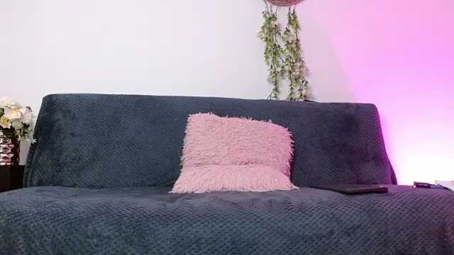 Kendal Mosk online show from 1, 4, 2026