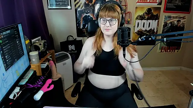 HannahCastle96 online show from 6, 8, 2026