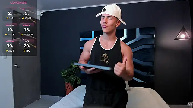 Flynn Riider online show from 13, 3, 2025