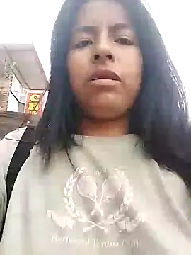 Snapshot of Danna-linyi chatting on 9, 1, 2025 Danna-linyi online show from 9, 1, 2025