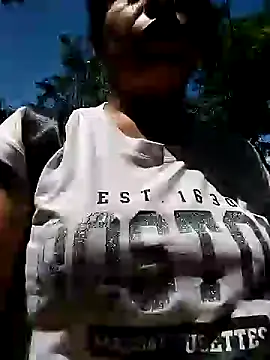 Snapshot of Danna-linyi chatting on 29, 1, 2025 Danna-linyi online show from 29, 1, 2025