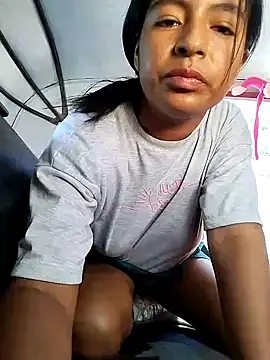 Snapshot of Danna-linyi chatting on 19, 3, 2025 Danna-linyi online show from 19, 3, 2025