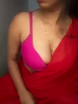 hinaa khan online show from 15, 12, 2025