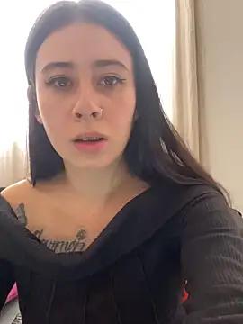 Snapshot of Zoee_t chatting on 28, 2, 2025 Zoee t online show from 28, 2, 2025