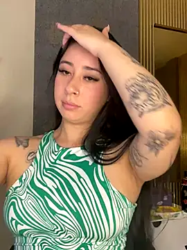 Snapshot of Zoee_t chatting on 22, 11, 2025 Zoee t online show from 22, 11, 2025