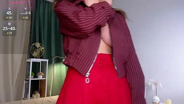 ElvaHilby online show from 2, 3, 2025