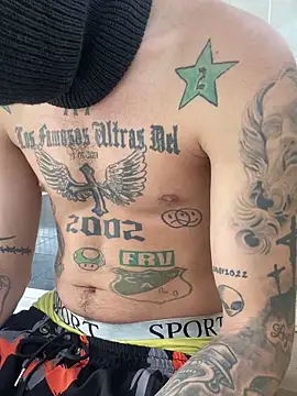 Junihn0 online show from 17, 1, 2025