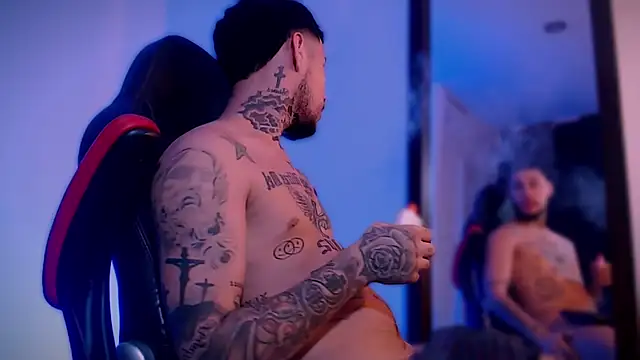 Junihn0 online show from 13, 9, 2025