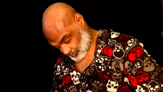 sinnernoir online show from 15, 1, 2025