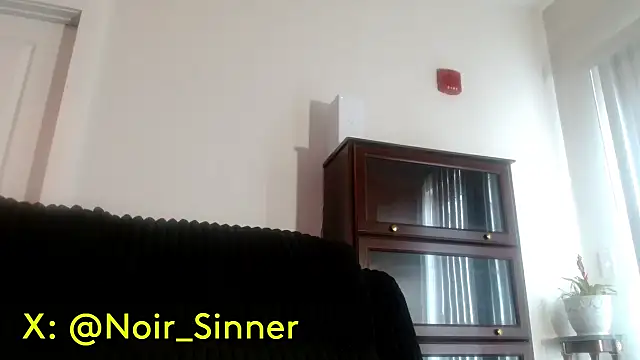 sinnernoir online show from 8, 7, 2026