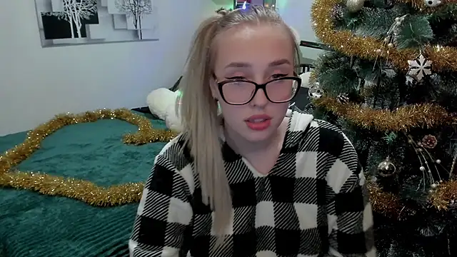 LinaTruly online show from 23, 12, 2024