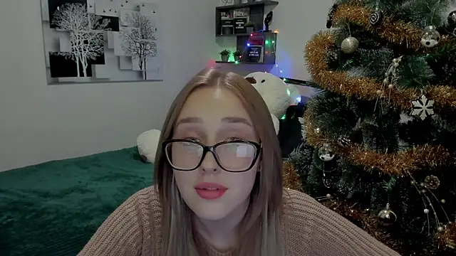 LinaTruly online show from 9, 1, 2025