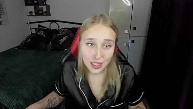 LinaTruly online show from 11, 9, 2025