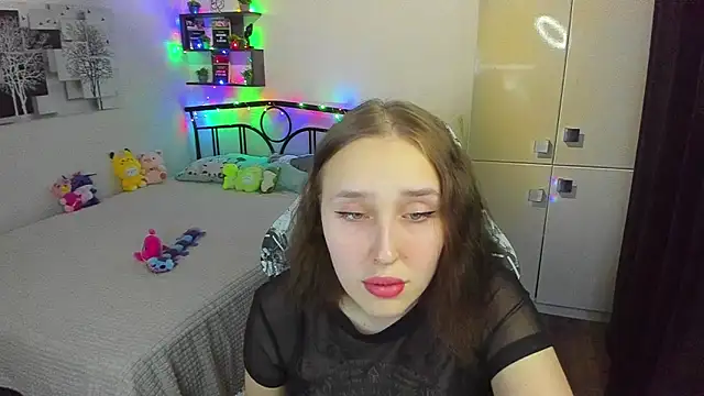 LinaTruly online show from 20, 4, 2026