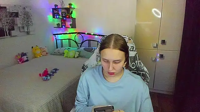 LinaTruly online show from 23, 4, 2026