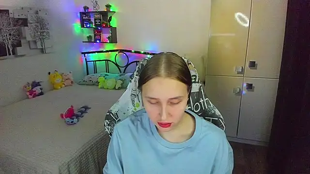 LinaTruly online show from 27, 4, 2026