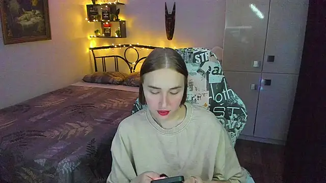 Snapshot of LinaTruly chatting on 30, 6, 2026 LinaTruly online show from 30, 6, 2026