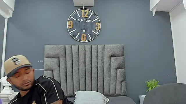 Robin Rief online show from 23, 4, 2026