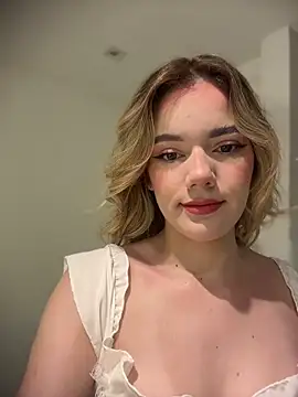Snapshot of NicoleCut chatting on 24, 5, 2026 NicoleCut online show from 24, 5, 2026