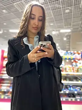 VelvetVixenI online show from 20, 4, 2026