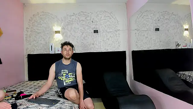 JeremmyAndStacy online show from 11, 9, 2025