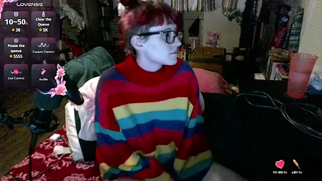 Snapshot of _hellostormy_ chatting on 19, 2, 2025 hellostormy online show from 19, 2, 2025